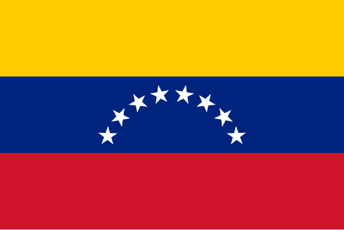 Venezuelan immigrants  celebrate Venezuelan leader's capture, others rally against the intervention